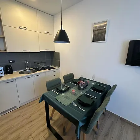 B64 Hill Lägenhet Kopaonik